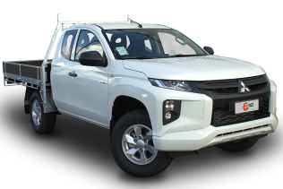 Mitsubishi Triton Club Cab 4WD