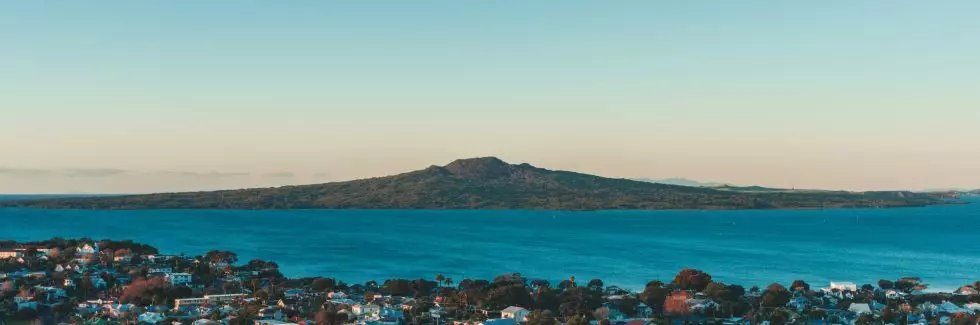 Auckland Airport to City Service