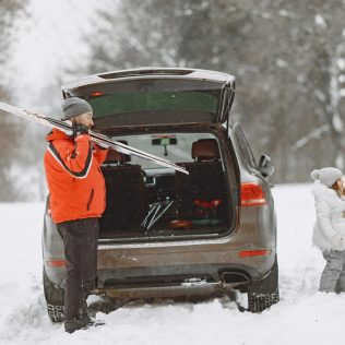 Winter travel tips: essential must-haves for your journey